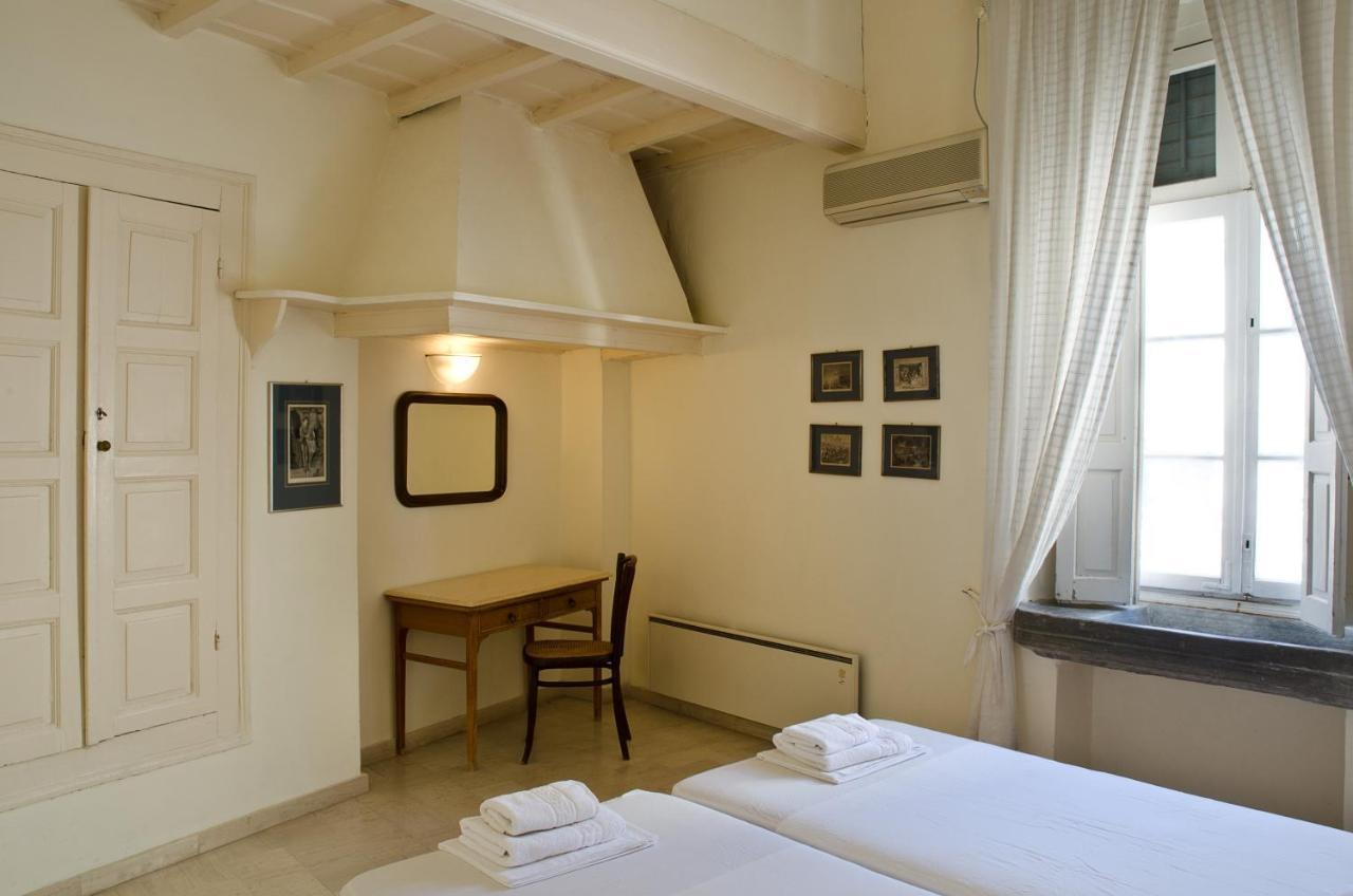 ארמופוליס Hotel Omiros מראה חיצוני תמונה