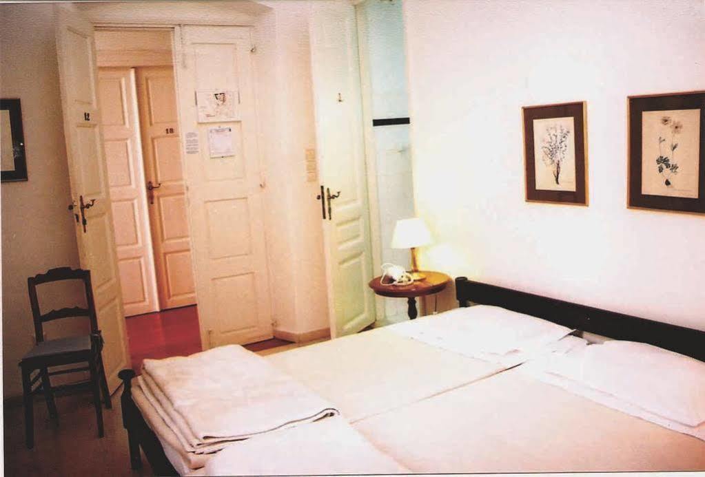 ארמופוליס Hotel Omiros מראה חיצוני תמונה